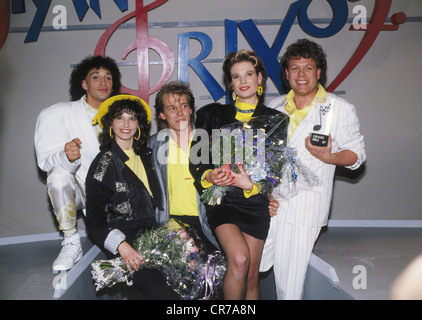 Wind, German Schlager band, formed in 1985, group picture, with their ...