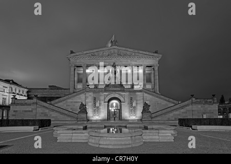 Night shot, Old National Gallery, Museum Island, UNESCO World Heritage Site, Berlin, Germany, Europe