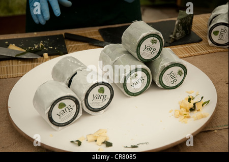 Cornwall, English, UK - Cornish farmer selling yarg cheese Stock Photo