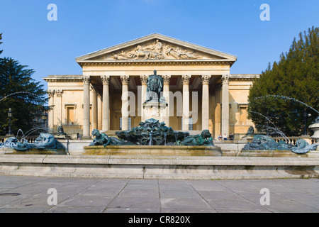 The Victoria Rooms, Vic Rooms, with a memorial statue of Edward VII, University of Bristol's Music Department, Queen's Road Stock Photo