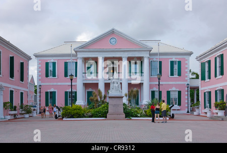 Statue of Queen Victoria in Parliament Square, Nassau, Bahamas Stock Photo
