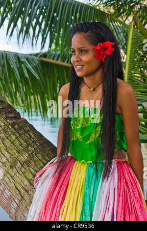 Girl in traditional dress with palm tree, Palau Stock Photo - Alamy