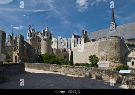 Chateau de Montreuil-Bellay castle, built 13th to 15th century, still inhabited medieval castle, Montreuil-Bellay Stock Photo