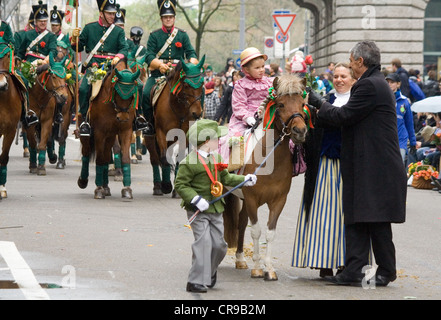 ZURICH - APRIL 16: unidentified Members of Zunft Hottingen guild during traditional annual spring parade of Guilds Stock Photo