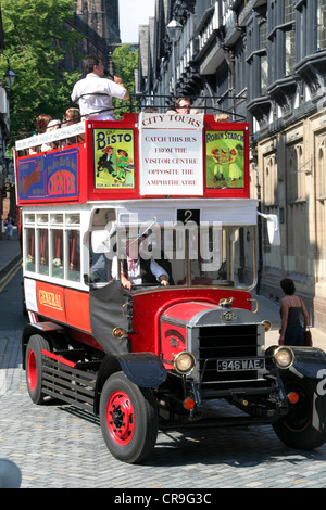 Veteran London Omnibus city tour Chester Cheshire England UK Stock Photo