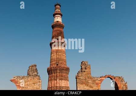 Qutb Minar minaret, UNESCO World Heritage Site, New Delhi, North India, India, Asia Stock Photo