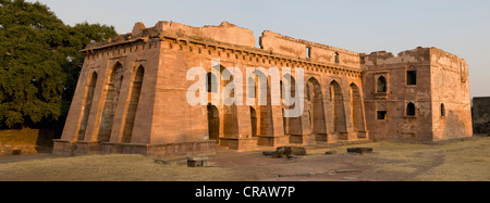 Hindola Mahal building, ruined city of Mandu, Madhya Pradesh, northern India, Asia Stock Photo