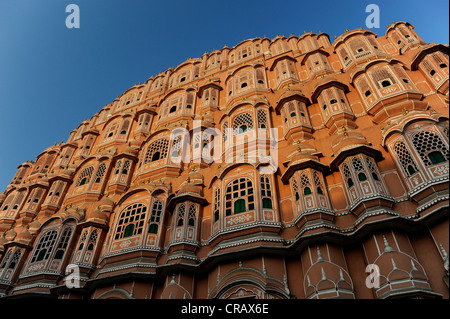 Facade, Palace of Winds, Hawa Mahal, Jaipur, Rajasthan, India, Asia
