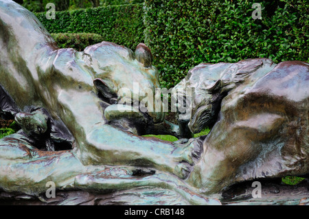 Ghent / Gent, Belgium. Citadelpark. Bronze statue of two tigers fighting over prey (Jacques de Lalaing c1887) Stock Photo