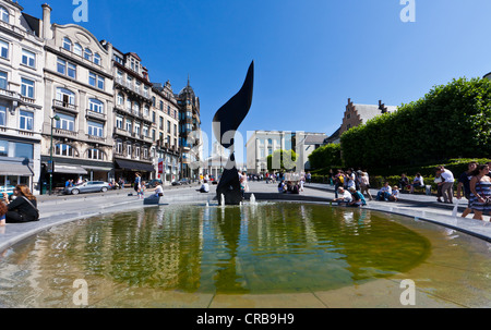 Fountain on Kunstberg or Mont des Arts, in front of the Museum of Musical Instruments, Grands Magasins Old England department Stock Photo