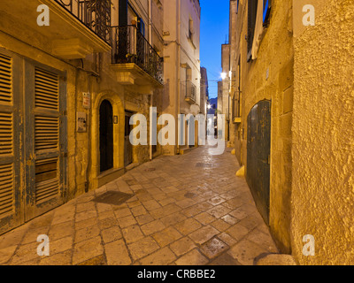 Alleyway in the historic district of Polignano a Mare, Puglia or Apulia region, southern Italy, Europe Stock Photo