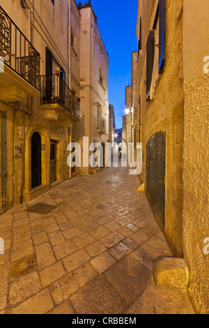Alleyway in the historic district of Polignano a Mare, Puglia or Apulia region, southern Italy, Europe Stock Photo