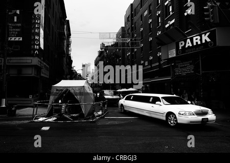 Stretch limo, Mulberry Street Little Italy, Manhattan, New York City, New York, USA Stock Photo