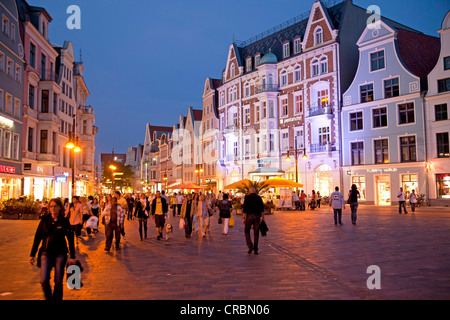 Pedestrian zone in the Hanseatic city of Rostock at dusk, Mecklenburg-Western Pomerania, Germany, Europe
