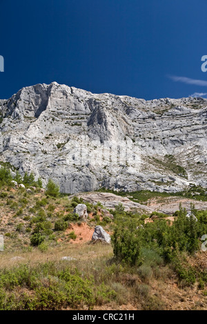 Sainte Victoire mountain, Cezanne Aix en Provence, France. Stock Photo