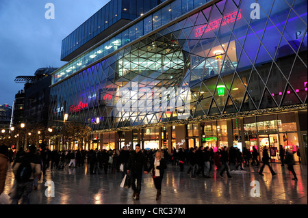 Modern architecture in the evening, MyZeil shopping centre on The Zeil street, Frankfurt am Main, Hesse, Germany, Europe Stock Photo