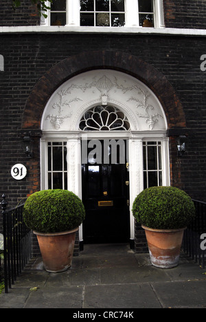 Entrance door to a private property in Chelsea Stock Photo