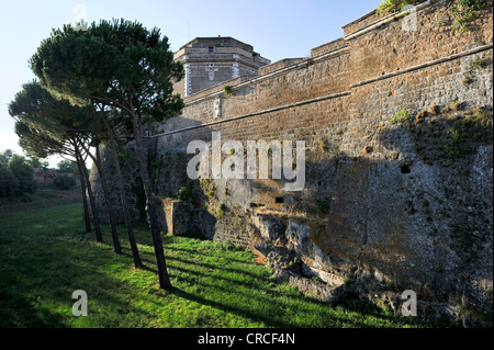 Castle with battlements, Forte Sangallo or Rocca dei Borgia, 16th century, Civita Castellana, Lazio, Italy, Europe Stock Photo