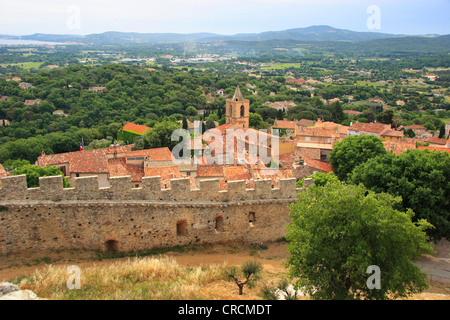 view from Grimaud Castle Ruin to Saint-Tropez, France, Provence, Grimaud Stock Photo