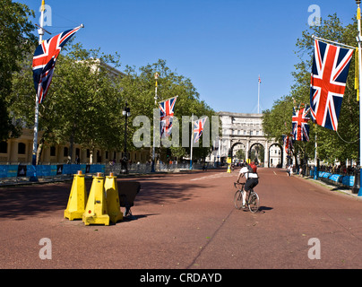 View along the Mall towards Admiralty Arch London England Europe Stock Photo