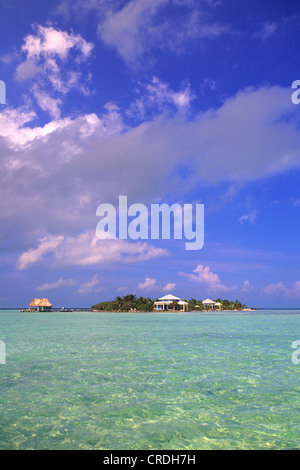 bungalows on Robinson Island, Belize, Caribbean Sea, Cayo Espanto Stock Photo