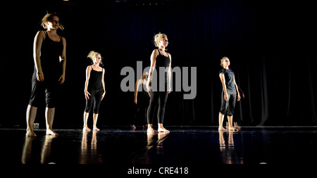 Choreographer Joss Ashton with dance students at the Eastbourne campus of the University of Brighton. Stock Photo
