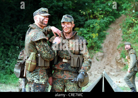 Bundeswehr soldiers, terrain and Sportuebungen, Berlin, Germany Stock Photo