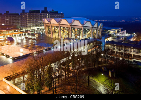 Ruhr University Bochum with Main Lecture Hall, Audimax in twilight, Germany, North Rhine-Westphalia, Ruhr Area, Bochum Stock Photo