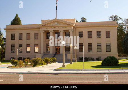 The Inyo County Courthouse at Independence, Ca Stock Photo Alamy