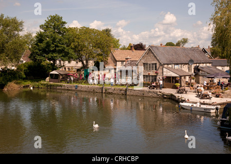 lechlade on thames cotswolds gloucestershire england uk gb Stock Photo ...