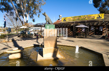 Dog on the Tuckerbox Statue, a tribute to pioneers, Gundagai, New South Wales, NSW, Australia, Stock Photo