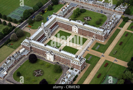 Aerial view of the Royal Hospital for Army Pensioners, Royal Hospital Road. London SW3. Where the Chelsea Pensioners live.