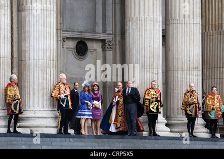 Prince Andrew and Daughters on the steps of St Paul's Cathedral for the Queens Diamond Jubilee Stock Photo