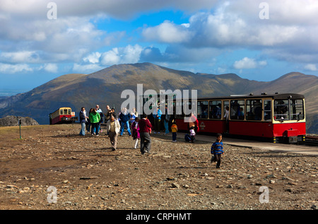 Passengers disembarking from the Snowdon Mountain Railway (SMR) at Clogwyn Station 3/4 distance up the mountain. Stock Photo