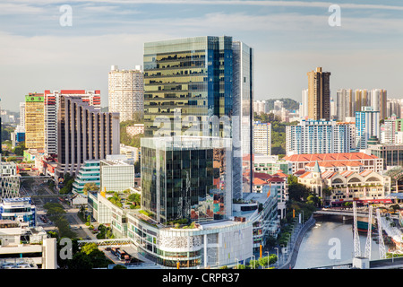 The Singapore River flows past Clarke Quay, a new area of nightlife restaurants and bars, Singapore, South East Asia Stock Photo