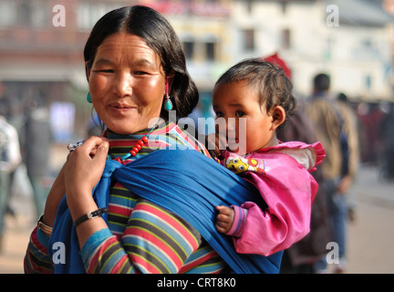 Nepali mother with child - Nepal Stock Photo - Alamy