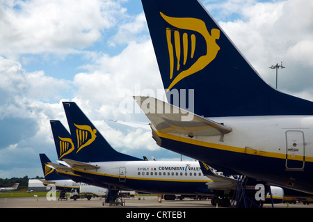 Ryanair Boeing 737-800 series aircraft on the stand Stock Photo
