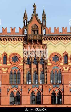 Templeton On The Green detail, formerly Templeton Carpet Factory, beside Glasgow Green public park, Scotland, UK Stock Photo