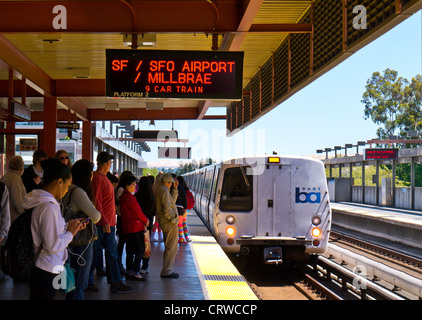 By walnut creek bart station hi res stock photography and images