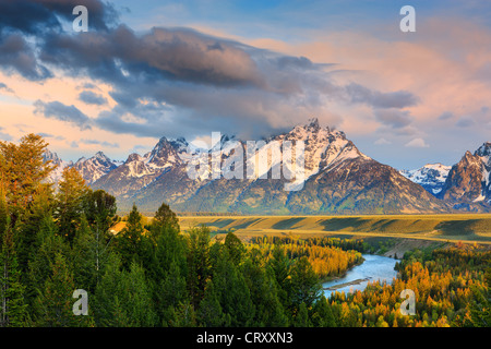 Sunrise at the Snake River Overlook at Grand Teton National Park in Wyoming, USA Stock Photo