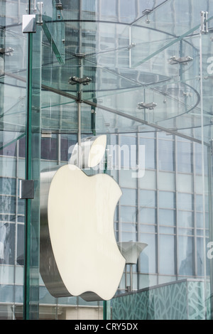 Apple computer store in Lujiazui financial district, in Pudong, in Shanghai, China. Stock Photo