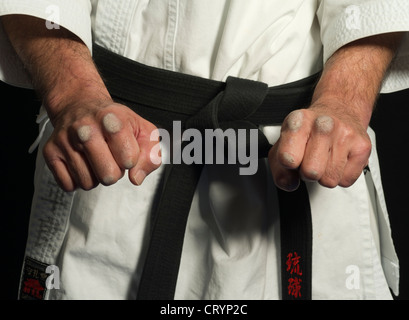 Heavily conditioned knuckles of Gojuryu Karate 8th dan Masaji Taira. Okinawa, Japan Stock Photo