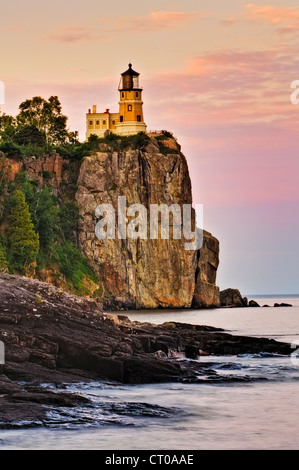 Split Rock Lighthouse on the north shore of Lake Superior at sunset. Stock Photo