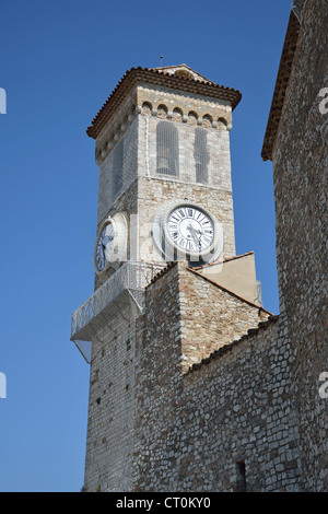 Clock tower of Notre Dame de l Esperance, La Suquet, Cannes, Côte d'Azur, Alpes-Maritimes, Provence-Alpes-Côte d'Azur, France Stock Photo