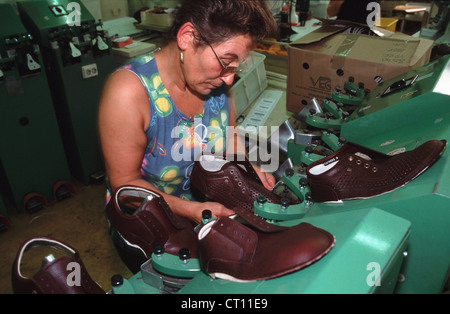 WALDI Shoe Factory Production Of Finn Comfort Shoes Stock Photo Alamy waldi-shoe-factory-production-of-finn-comfort-shoes-stock-photo-alamy