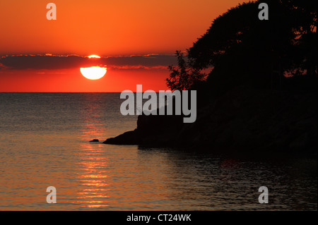 Lake Erie Sunset. From Catawba Island State Park, Catawba Island, Port Clinton, Ohio, USA. Stock Photo