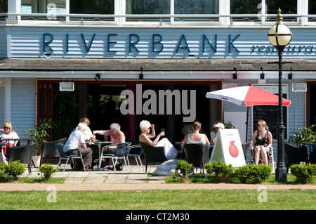 Riverbank restaurant and bar, Stratford-upon-Avon, UK Stock Photo