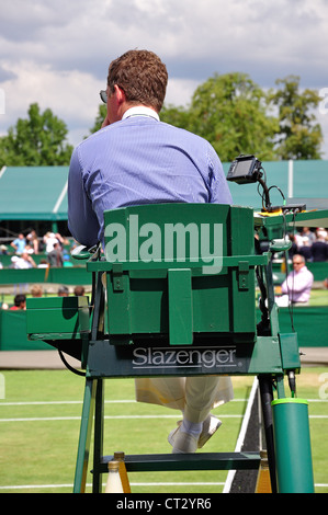 Umpire on outside courts at The Championships 2012, Wimbledon, Merton Borough, Greater London, England, United Kingdom Stock Photo