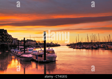 Littlehampton Harbour at Sunrise, West Sussex Stock Photo