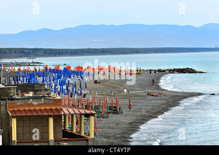 Beach scene, Cecina Mare, Tuscany Italy Stock Photo